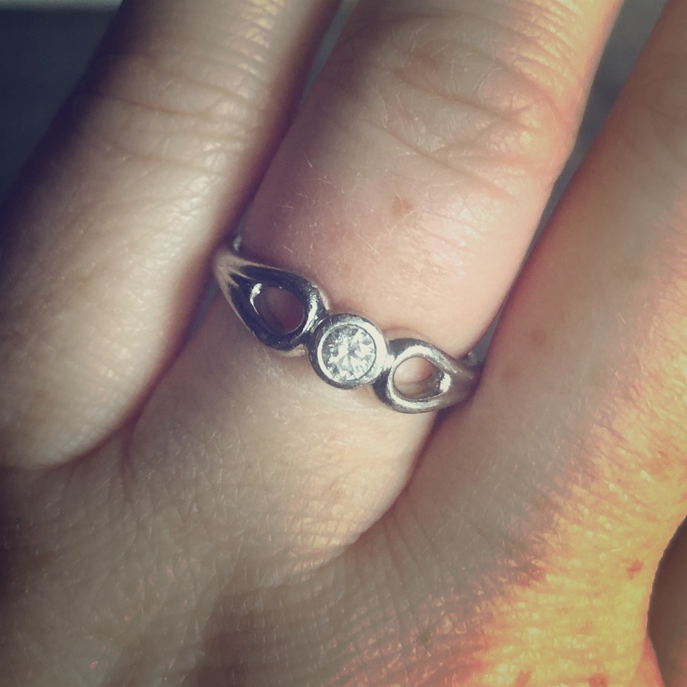 TIFFANY & CO. Elsa Peretti Platinum & Diamond Ring